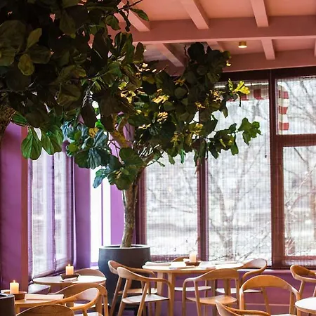 Tivoli Doelen Amsterdam Hotel 